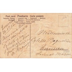 n°25807 - Carte Gaufrée - Joyeux Noël - Fillette assise jouant avec ses poupées