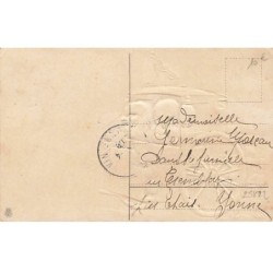 n°25822 - Carte Gaufrée - Heureuses Pâques - Poussins dans une diligence