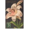 n°25893 - Fantaisie - Carte Gaufrée - Bons baisers - Enfant au coeur d'une fleur - surréalisme