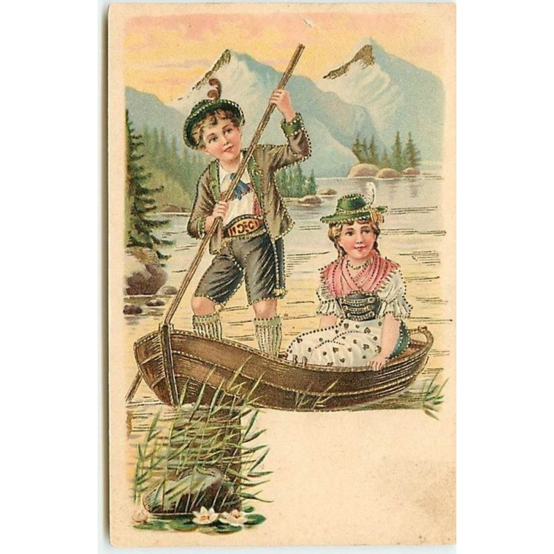 n°12694 - Carte Gaufrée - Enfants en habit tyrolien dans une barque