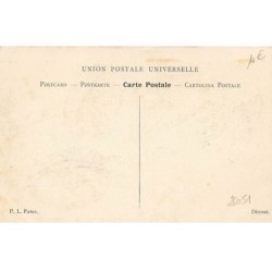 n°26051 - Fantaisie - Jeune femme déplaçant des oeufs