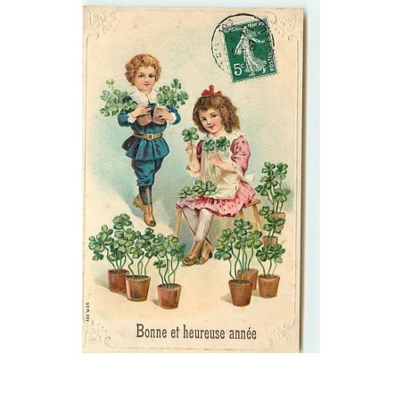 n°12736 - Carte Gaufrée - Bonne et Heureuse Année - Enfants plantant des trèfles à 4 feuilles