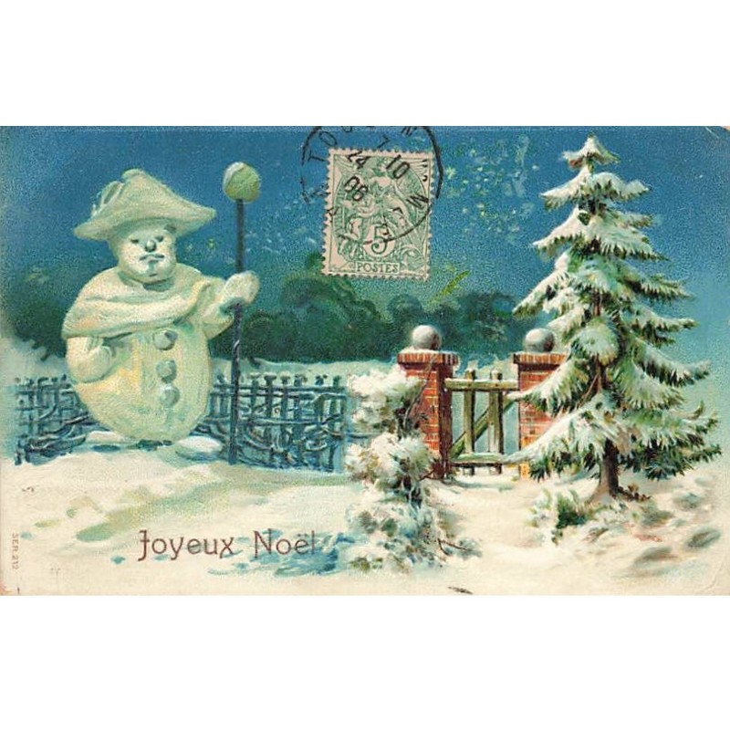 n°26121 - Carte Gaufrée - Noël - Joyeux Noël - Bonhomme de Neige dans un jardin enneigé