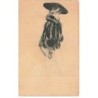 n°26155 - Fantaisie - Femme portant un manteau en fourrure