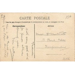 n°26156 - Carte Peinte à la Main - Nénette - Jeune femme se promenant - Mode