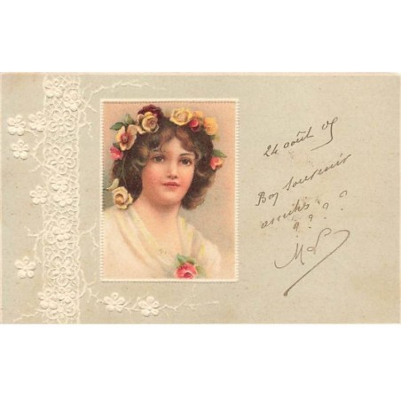 n°26242 - Carte Gaufrée - Fantaisie - Portrait d'une jeune femme portant une couronne de roses