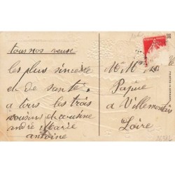 n°26382 - Carte Gaufrée - Bonne Année - Ange mettant des pièces d'or dans un tiroir d'une commode