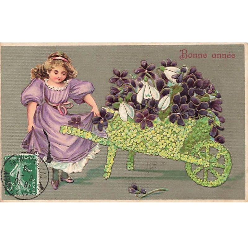 n°26383 - Carte Gaufrée - Bonne Année - Jeune fille près d'une brouette remplie de violettes
