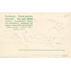 n°26443 - Carte Gaufrée - Clapsaddle - Deux Anges assis sur une flèche