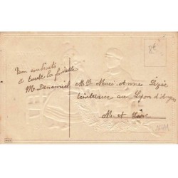 n°26471 - Carte Gaufrée  - Bonne Année - Garçon aidant une jeune fille a fabriqué une guirlande en lavande