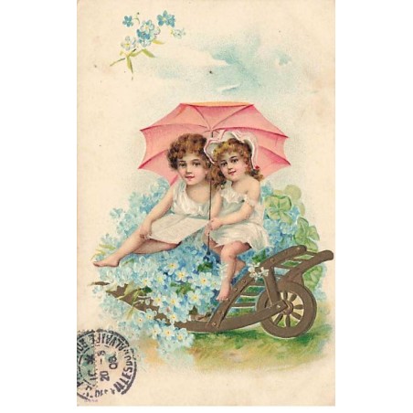 n°26550 - Carte Gaufrée - Fantaisie - Enfants assis dans une brouette remplie de myosotis, sous une ombrelle