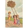 n°26584 - Carte Gaufrée - Serie 509 - Enfants marchant au pas, en portant des trèfles