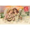 n°26615 - Carte Gaufrée - Joyeux Noël - Deux anges gardiens, l'un jouant de la mandoline