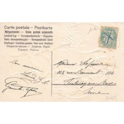 n°26625 - Carte Gaufrée - Clapsaddle - Joyeuses Pâques - Garçon Hollandais portant des violettes dans des oeufs