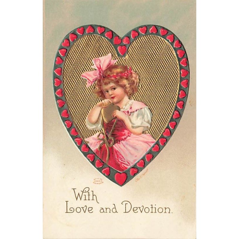 n°26627 - Carte Gaufrée - Clapsaddle - Saint-Valentin - With Love and Devotion - Fillette au milieu d'un coeur