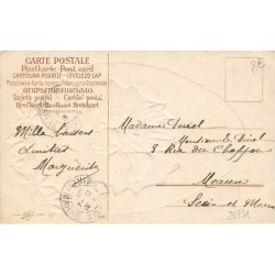 n°26731 - Carte Gaufrée - Clapsaddle - Joyeuses Pâques - Ange au milieu d'un oeuf décoré - crocus
