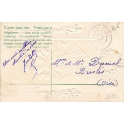 n°26786 - Carte Gaufrée - Fantaisie - Jeune fille dansant, couronne de roses