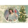 n°26921 - Carte Gaufrée - Fröhliche Weihnachten - Ange Gardien portant une poupée