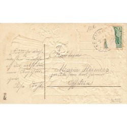 n°26922 - Carte Gaufrée - Fröhliche Weihnachten - Anges apportant des cadeaux et sonnant à une porte