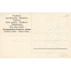 n°26939 - Carte Gaufrée - Ainsi que ces anneaux .. - Pot humanisé forgeant des anneaux - Papillons - Trèfle