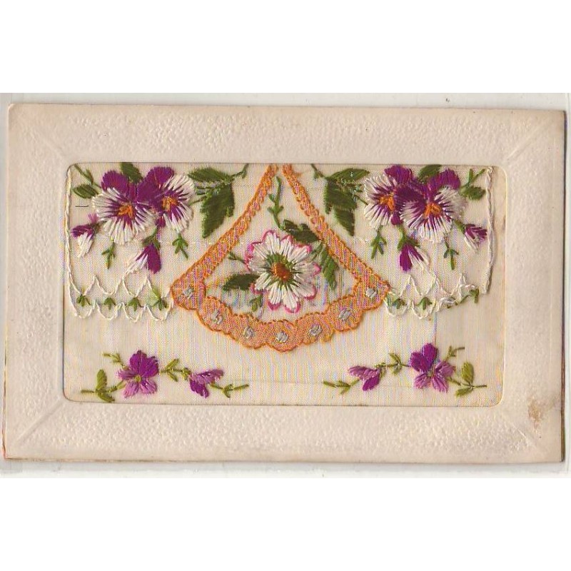n°27001 - Carte Brodée avec rabat - Fleurs Pensées et Marguerite