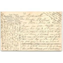 n°12965 - Carte Gaufrée - Joyeuses Pâques - Fillette regardant des moutons