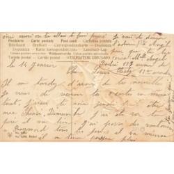 n°27389 - Carte Gaufrée - Surréalisme - Un merveilleux croissant - Homme avec une tête en forme de croissant de lune