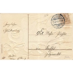 n°27414 - Carte Gaufrée - Prosit Neujahr - Pendule humanisée au-dessus d'un jeune couple
