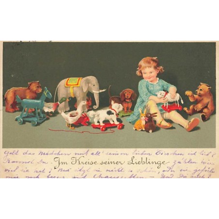 n°27490 - Fantaisie - Fillette assise au milieu de ses jouets - Teddy Bear - Eléphant