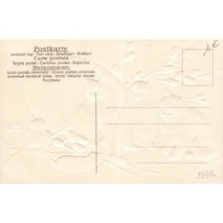 n°27776 - Carte Gaufrée - Pâques - Fröhliche Ostern - Chatons près d'un oeuf, regardant un poussin - chat - cat
