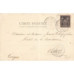 n°27805 - Fantaisie - Jeune femme appuyée contre un mur tenant un livre
