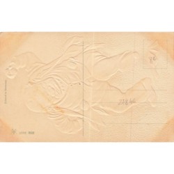 n°27846 - Carte Gaufrée - 8008 - Short of money and of temper - Homme tapant sur son porte-feuille au sol
