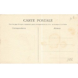 n°27896 - Silhouette - Femme de profil, portant une fleur sur son chapeau