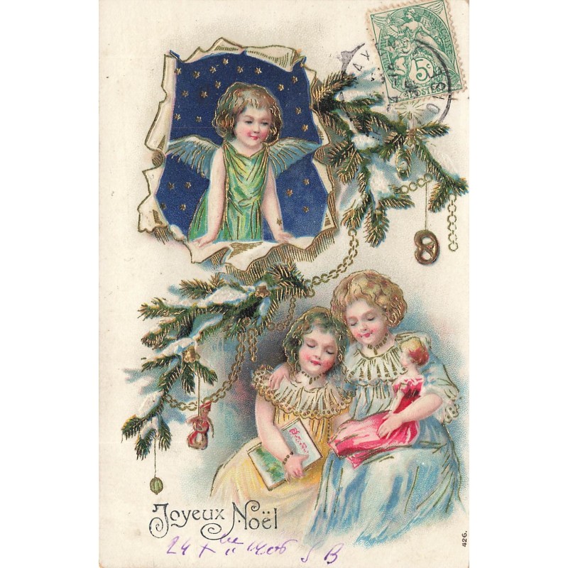 n°27942 - Carte Gaufrée -Joyeux Noël - Un ange veillant sur deux fillettes, l'une tenant une poupée