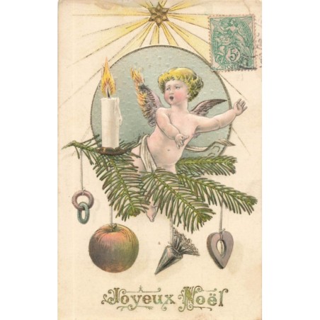 n°28017 - Carte Gaufrée - Joyeux Noël - Ange près d'une bougie, sur une branche de sapin