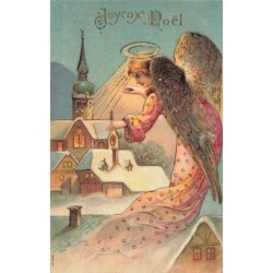 n°28018 - Carte Gaufrée -...