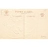 n°28242 - Carte Gaufrée - Clapsaddle - Saint-Valentin - Love's fair exchange - Jeune fille sortant d'un coeur