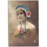 n°28352 - Vive Sainte-Catherine - Photo d'une jeune femme portant un bonnet brodée