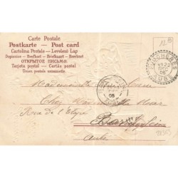 n°28363 - Carte Gaufrée - Joyeux Noël - Anges ouvrant une boite remplie  de pommes et de gâteaux