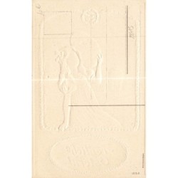 n°28415 - Carte Gaufrée - 1052 - Fröhliche Ostern - Fillette portant sur son épaule un oeuf décoré