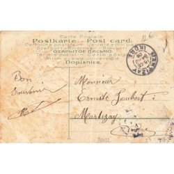 n°28422 - Carte Gaufrée - Joyeux Noël - Père Noël renversant son sac rempli de jouets