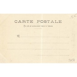 n°28458 - Illustrateur Gaston Noury - Jeune femme assise près d'escarpins