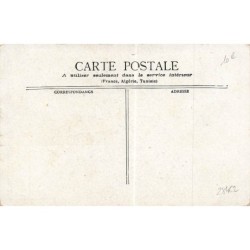 n°28462 - Art Nouveau - Portrait d'une jeune femme dans un médaillon - La Carte Postale entretient l'Amitié