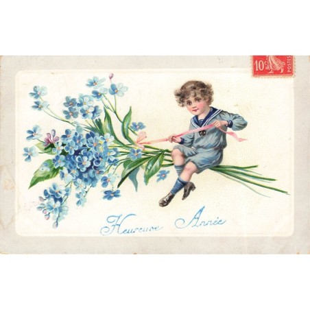 n°28478 - Carte Gaufrée - Heureuse Année - Garçon nouant un ruban à un bouquet de myosotis