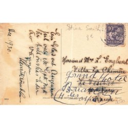 n°28570 - God Jul - Stina Smith - Une femme élégante suivant un chien portant des paquets - Art Déco