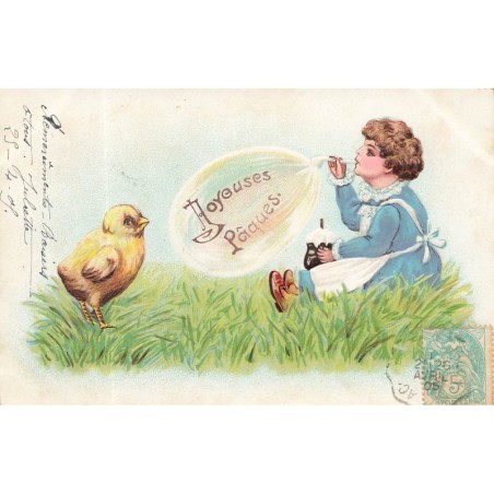 n°28667 - Carte Gaufrée - Joyeuses Pâques - Poussin regardant une fillette faisant des bulles de savon