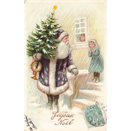 n°28673 - Joyeux Noël - Père Noël apportant un sapin à une fillette sur un perron sous la neige