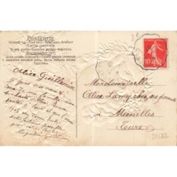 n°28682 - Carte Gaufrée - Bonne Année - Jeune fille portant une couronne de houx et de gui dans les cheveux