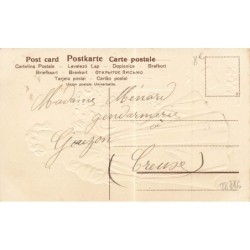 n°28716 - Carte Gaufrée - Bonne et Heureuse Année - Jeune femme et une fillette près d'un éphéméride