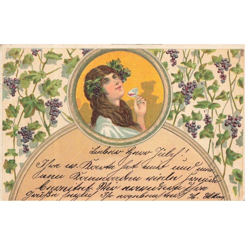 n°28834 - Fantaisie - Jeune femme buvant, au milieu de grappe de raisin - vin